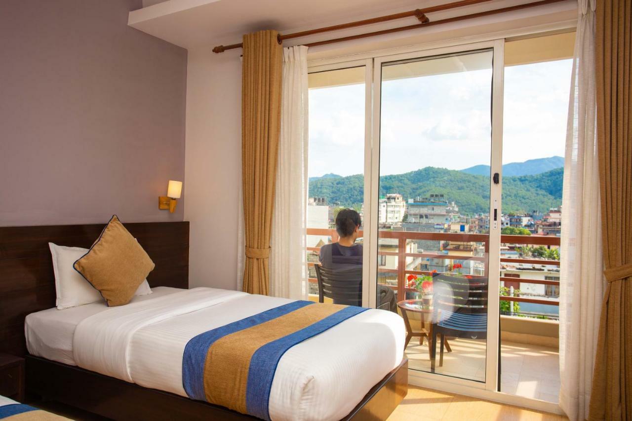 Hotel Lake Paradise 博卡拉 外观 照片